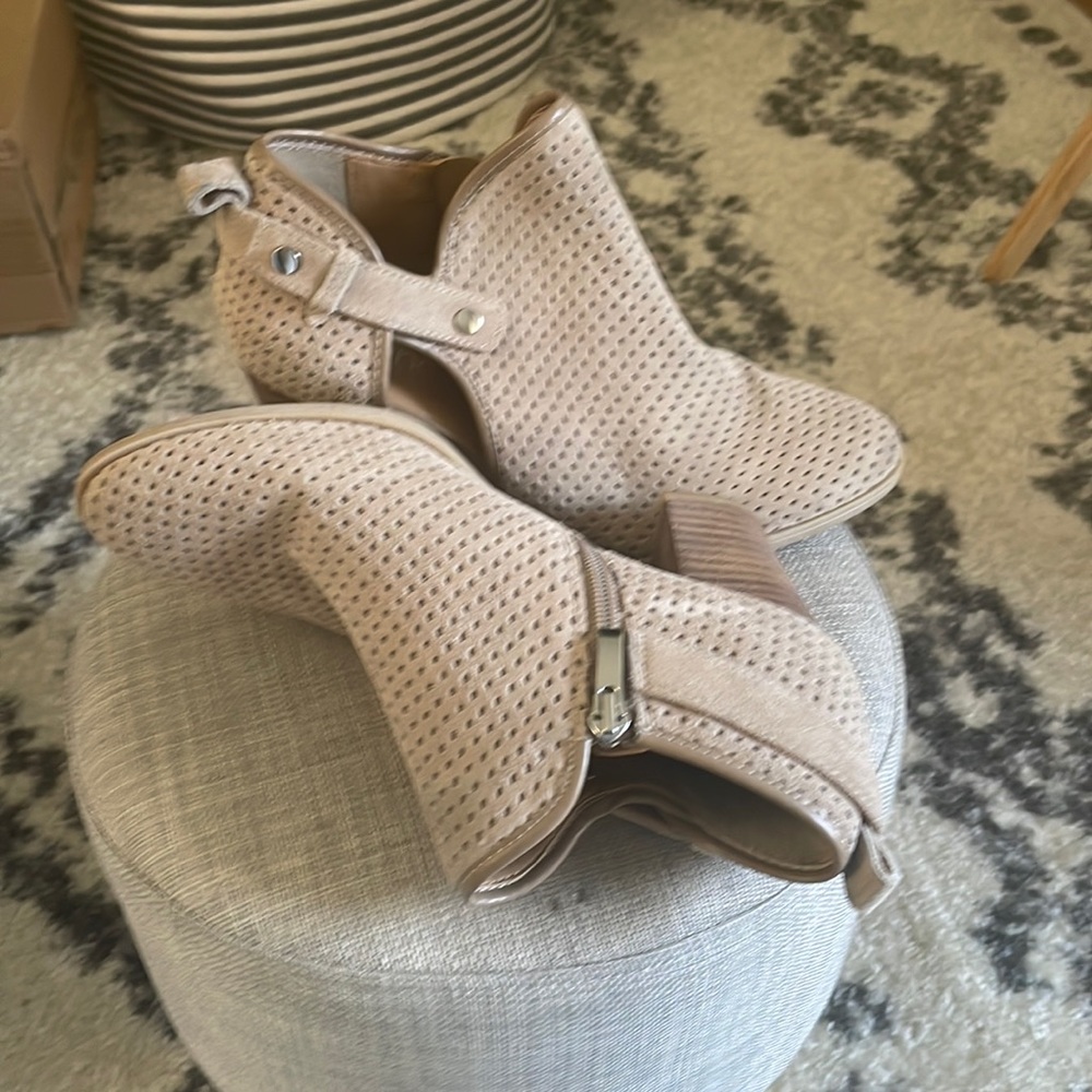 Franco Sarto beige heeled booties